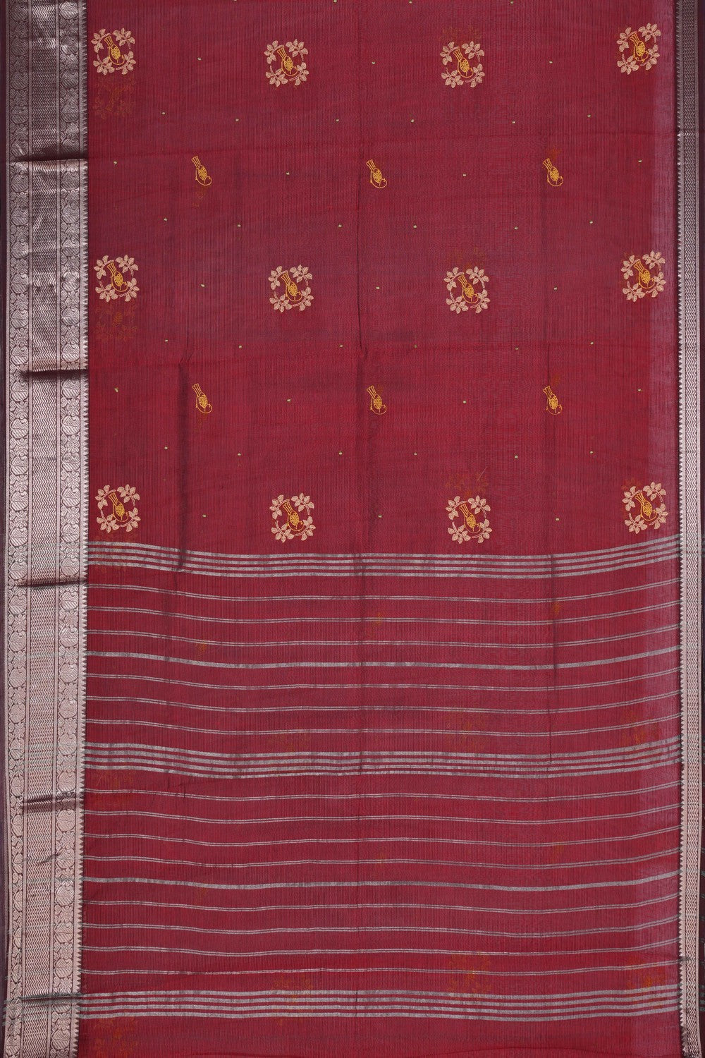 Image of Mangalgiri Silk Embroidery Saree